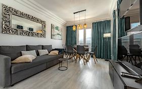 Beautiful 2 bedroom apartment Vista del Mar